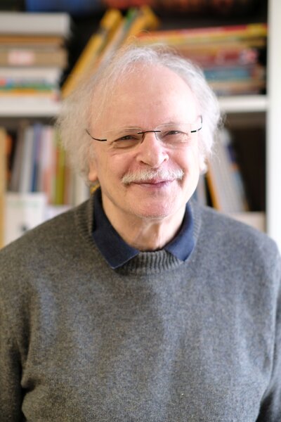 Herr Prof. Dr. Klaus-Peter Hufer Herr Prof. Dr. Klaus-Peter Hufer