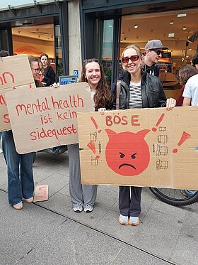 Demo Honorarkürzung in Würzburg am 15. April 2026  