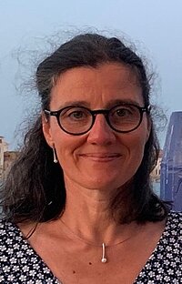 Dr. Sabine Ahrens-Eipper Dr. Sabine Ahrens-Eipper