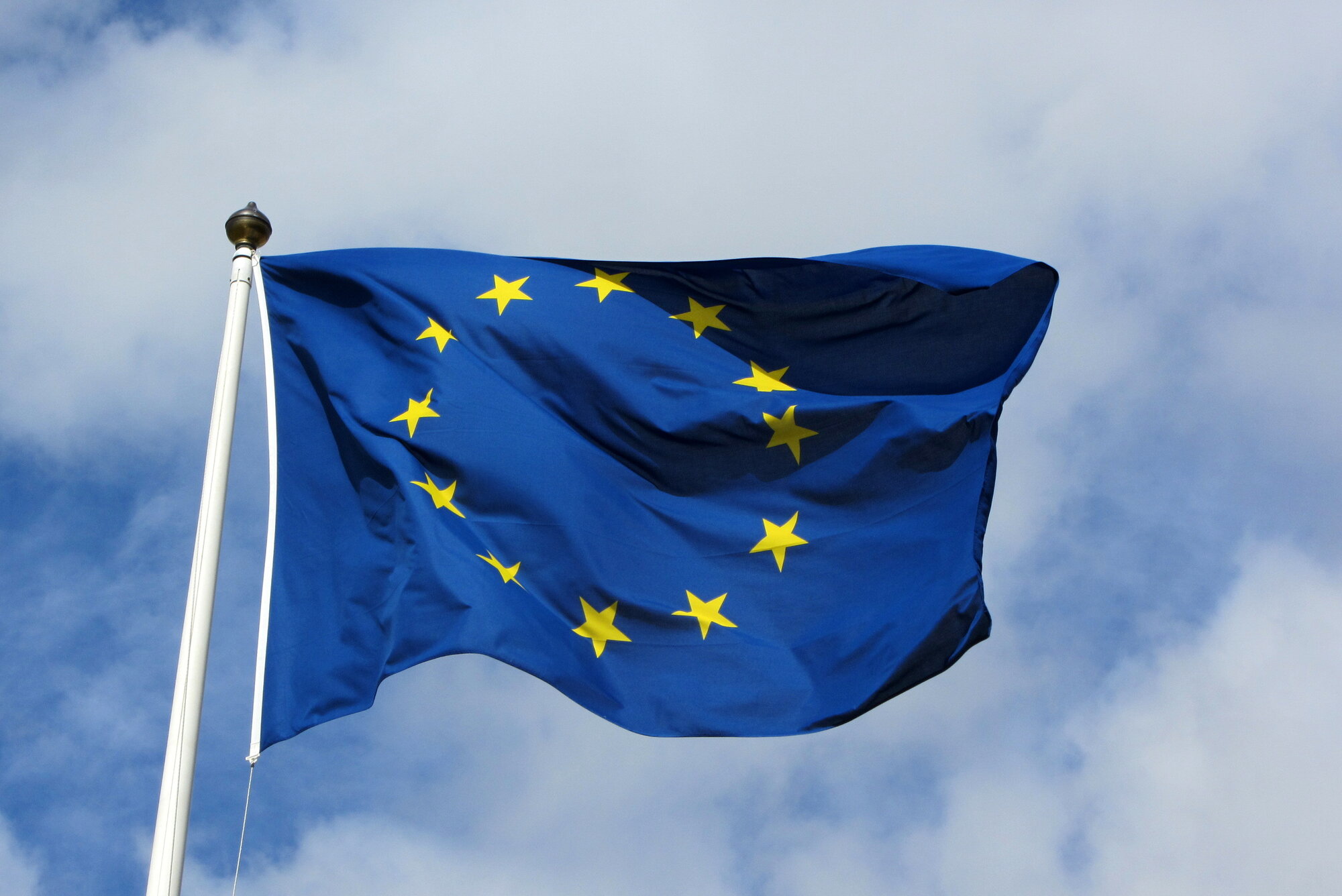 European_flag_in_Karlskrona_2011.jpg
