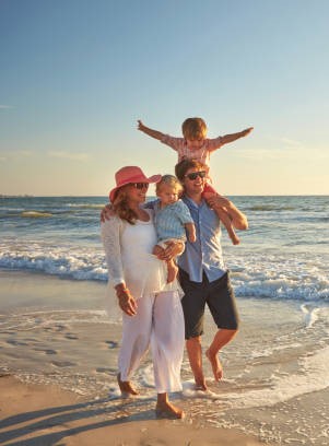 familie-strand.jpg familie-strand.jpg